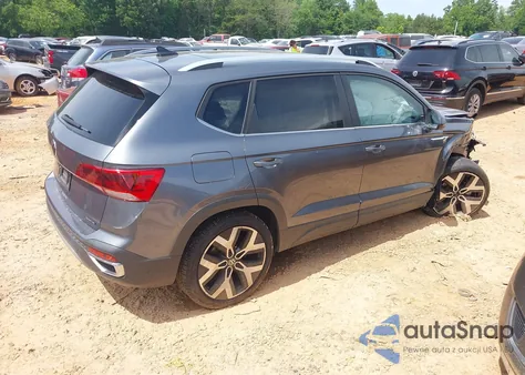 2022 Volkswagen Taos 1.5T Sel z USA, uszkodzony, nr VIN 3VV2X7B29NM033550